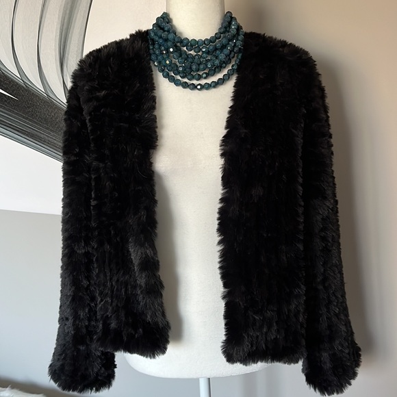 Scout & Molly’s Do Everything in Love soft black Faux Fur cardigan jacket - Picture 4 of 10